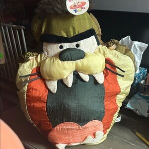 Warner Bros. Looney Tunes Taz Plush with Red and Black Accents 1994 Vintage